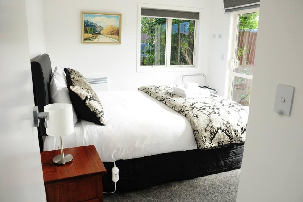 Fergus Hideaway Villa Te Anau Bagian luar foto