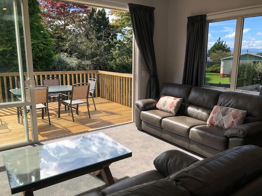 Fergus Hideaway Villa Te Anau Bagian luar foto