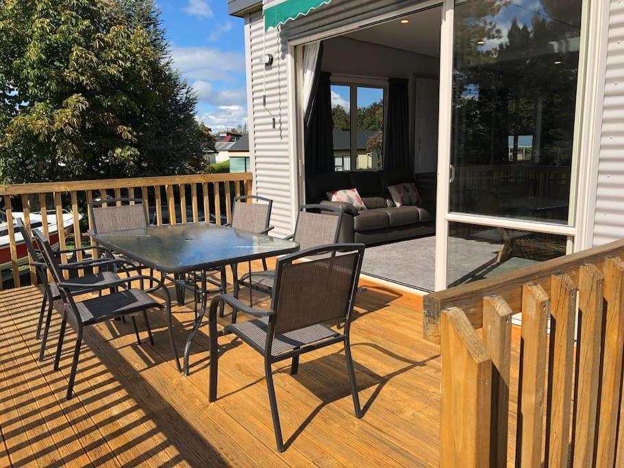 Fergus Hideaway Villa Te Anau Bagian luar foto