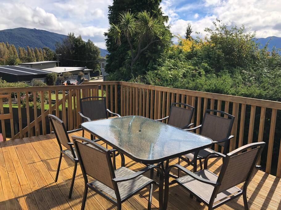 Fergus Hideaway Villa Te Anau Bagian luar foto